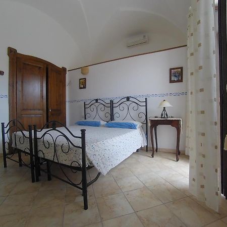 Azienda Agrituristica Masseria La Verna Пату Экстерьер фото